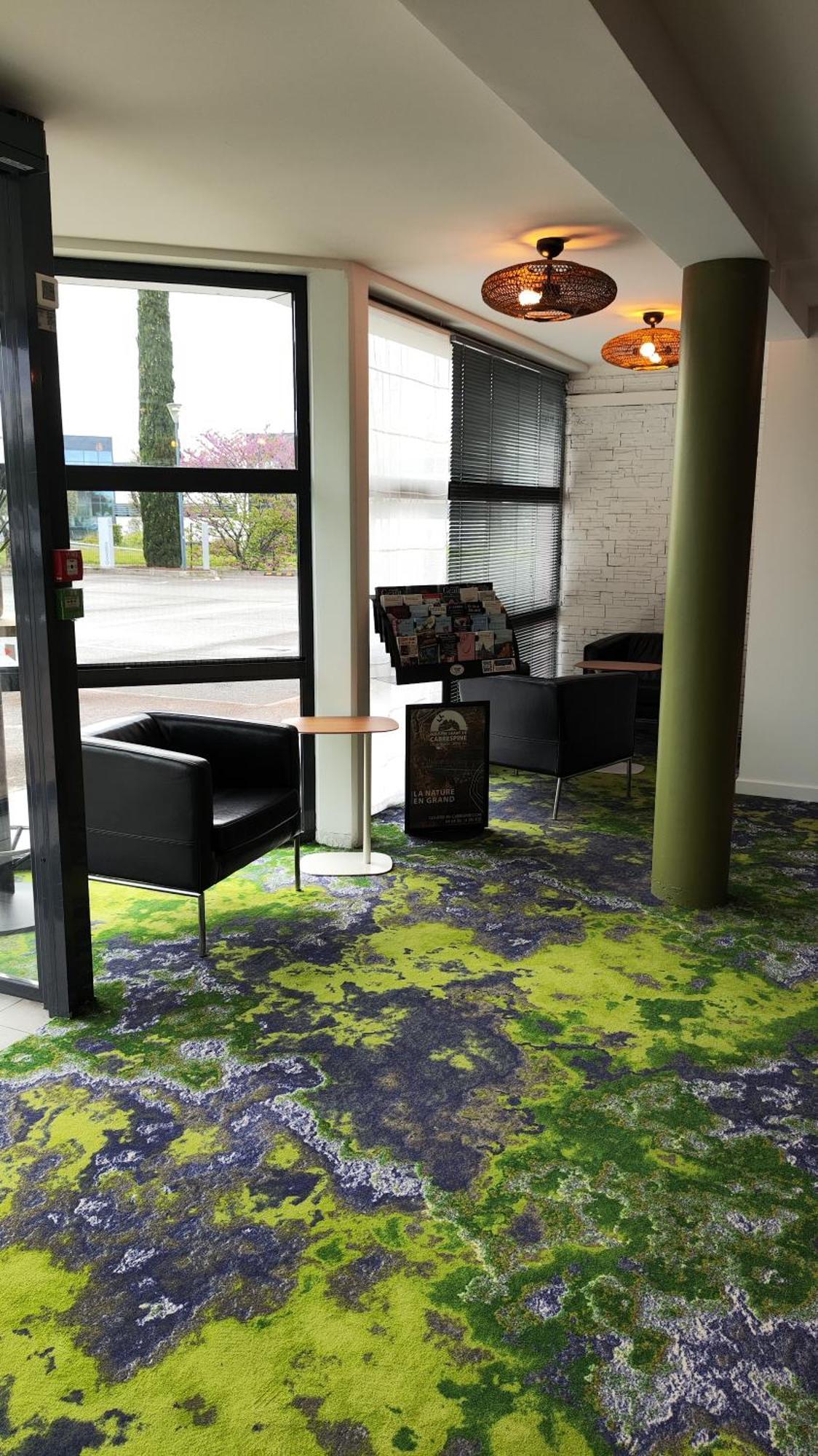 Pont Rouge , Hotel 3*